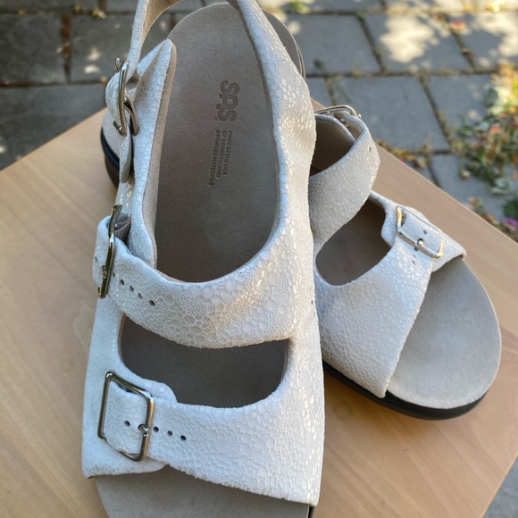 SAS Women's, Relaxed Sandal, Leather, Vanilla, Size 10 ½ Wide - Picture 6 of 12